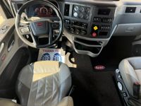 2023 Peterbilt 567