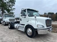 2017 Freightliner M2-112