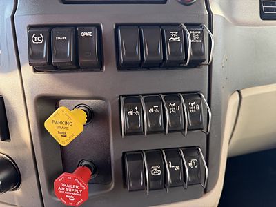 2024 Peterbilt 567
