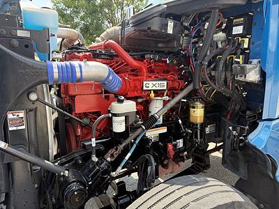 2025 Peterbilt 567