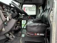 2016 Peterbilt 389-131
