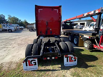 2022 Kenworth T680