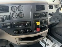 2022 Peterbilt 579