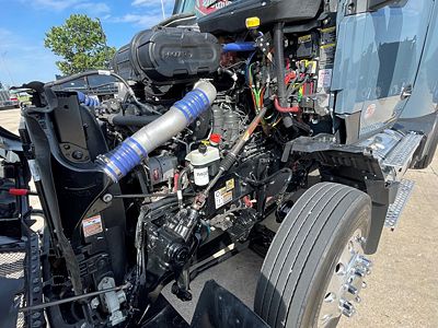 2023 Kenworth T680