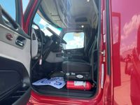 2023 Peterbilt 579