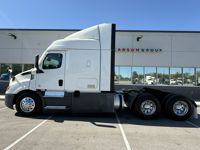 2022 Freightliner CASCADIA 116