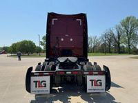 2023 Peterbilt 579