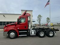 2021 Freightliner CASCADIA 126