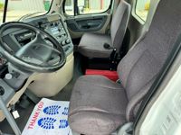 2017 Freightliner CASCADIA 113
