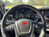 2022 Peterbilt 579