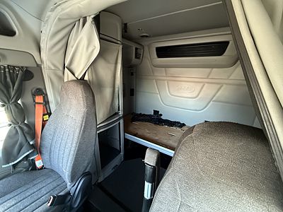 2019 Peterbilt 579
