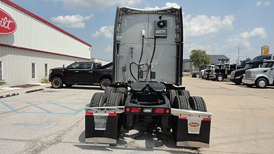 2023 Peterbilt 579