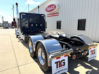2024 Peterbilt 389X