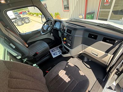 2022 Peterbilt 579