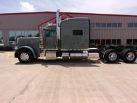 2024 Peterbilt 389
