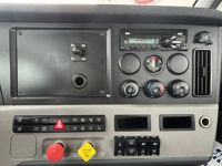 2021 Freightliner CASCADIA 126