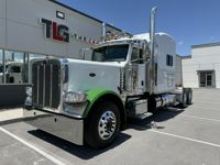 2023 Peterbilt 389