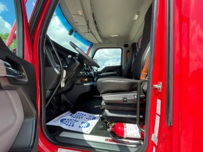 2023 Kenworth T680