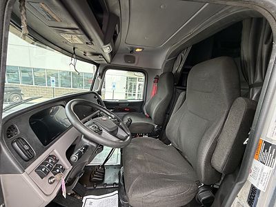 2022 Peterbilt 389-131