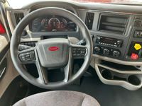 2024 Peterbilt 579