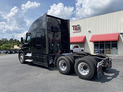 2023 Freightliner CASCADIA 126