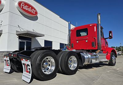 2022 Peterbilt 567