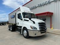 2021 Freightliner CASCADIA 126