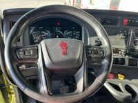 2022 Kenworth T680