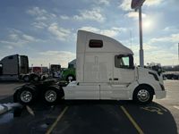 2017 Volvo VNL64T760