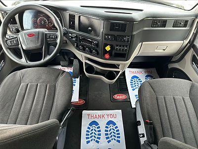 2022 Peterbilt 579