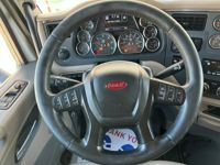 2022 Peterbilt 567