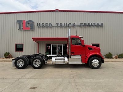 2022 Peterbilt 567