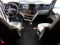 2023 Peterbilt 579