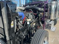 2023 Peterbilt 389