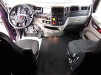 2021 Peterbilt 579
