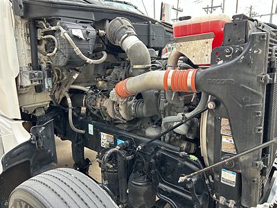 2023 Peterbilt 567
