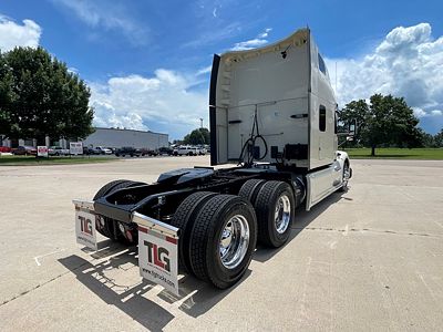2023 Peterbilt 579