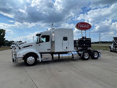 2025 Peterbilt 579