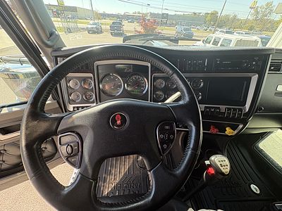 2022 Kenworth W900L