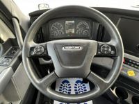 2021 Freightliner CASCADIA 126