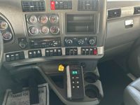 2017 Kenworth T880