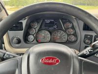 2021 Peterbilt 567
