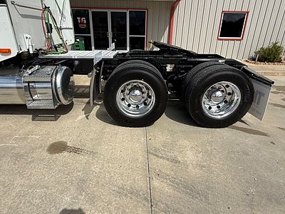2022 Peterbilt 389