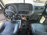 2016 Peterbilt 389-123