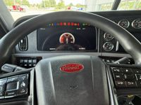 2023 Peterbilt 389