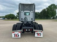 2023 Kenworth T680