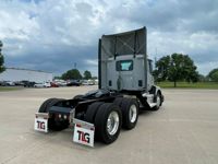 2023 Kenworth T680