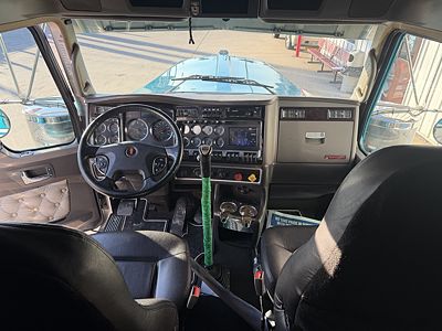 2020 Kenworth W900L