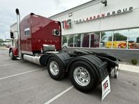 2023 Peterbilt 389