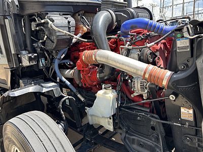 2023 Kenworth T680